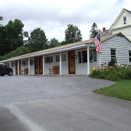 Mohican Motel Cooperstown Extérieur photo